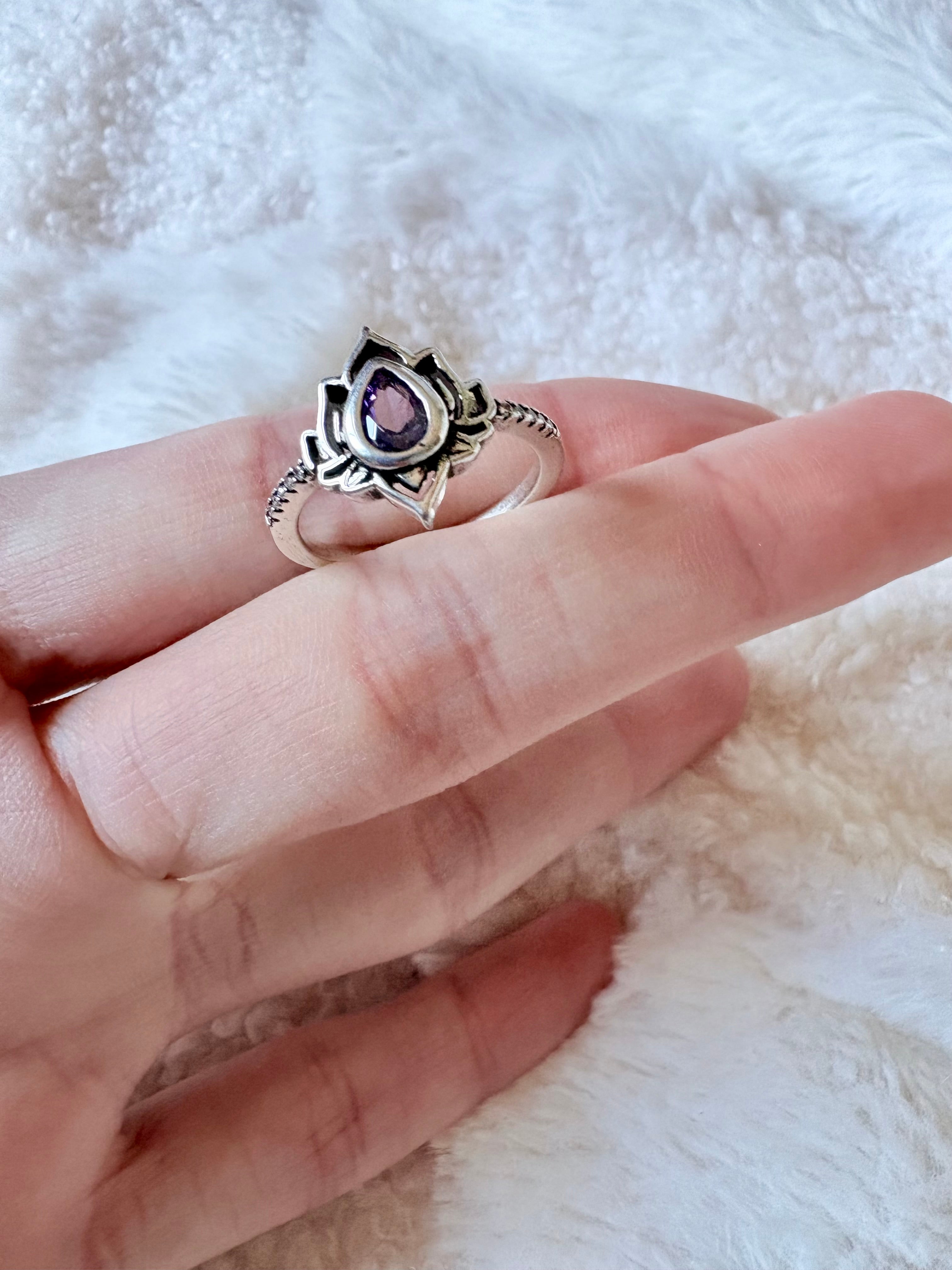 Padma violett