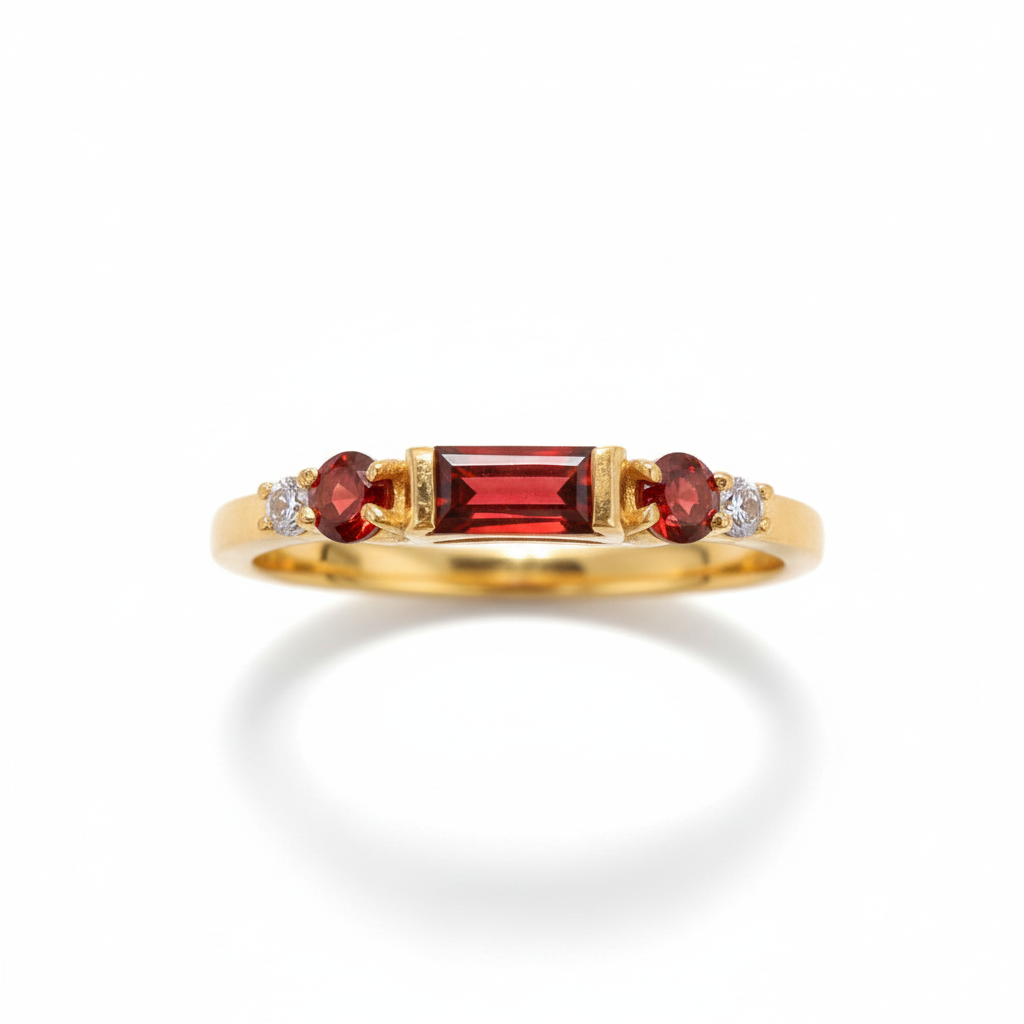 Bague grenat fond blanc